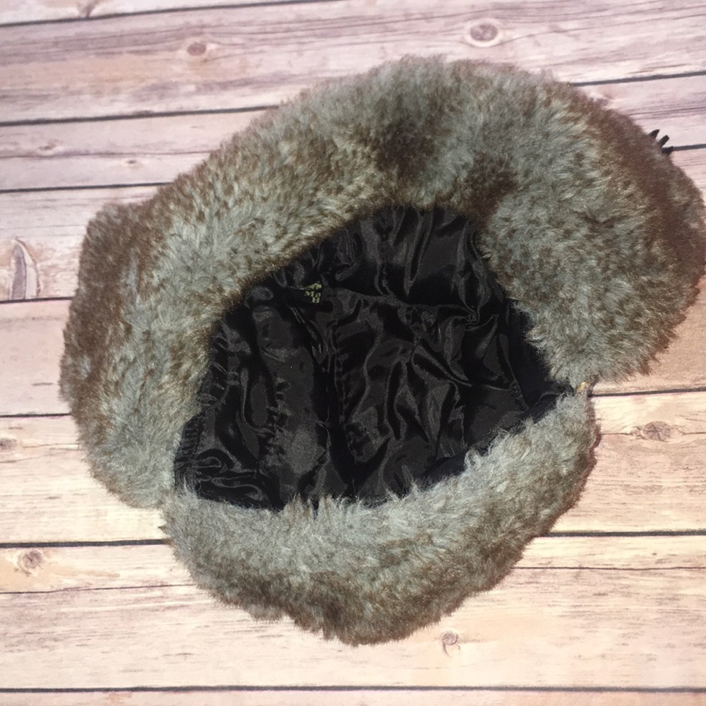 🧨SALE🧨 3/$20 ❄️Animal faux fur trapper hat - Picture 3 of 4